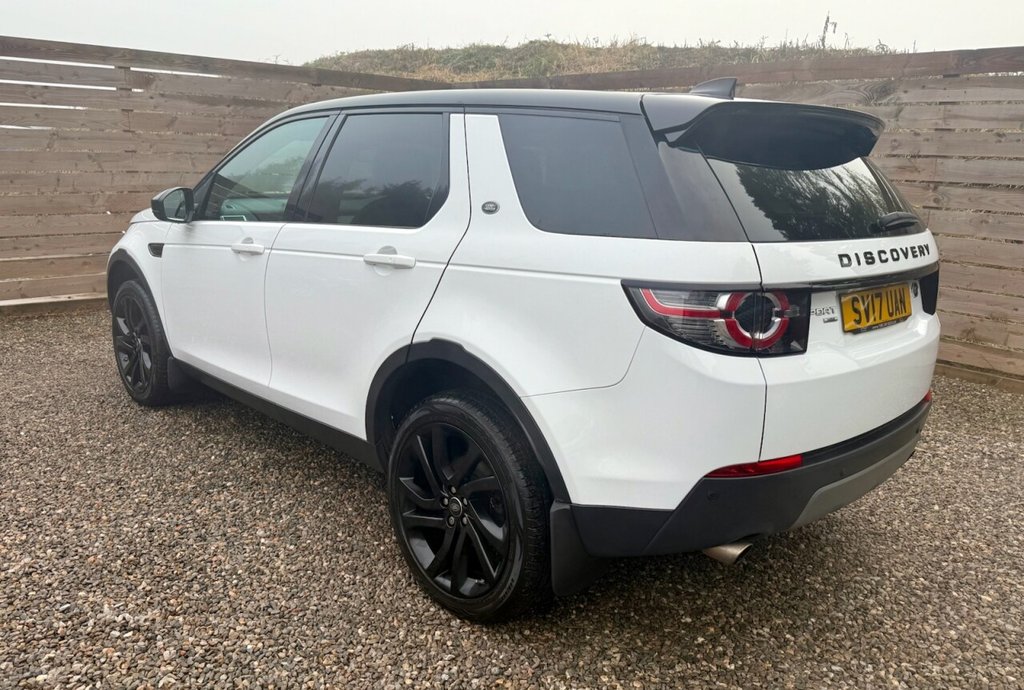 Used Land Rover Discovery Sport 2017 for sale - 76496645: Photo 5