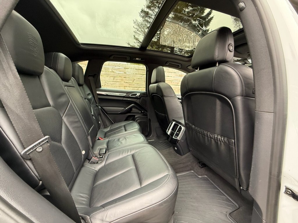 Used Porsche Cayenne 2014 for sale - 76266587: Photo 12