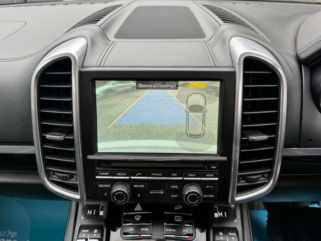 Used Porsche Cayenne 2014 for sale - 76266587: Photo 16