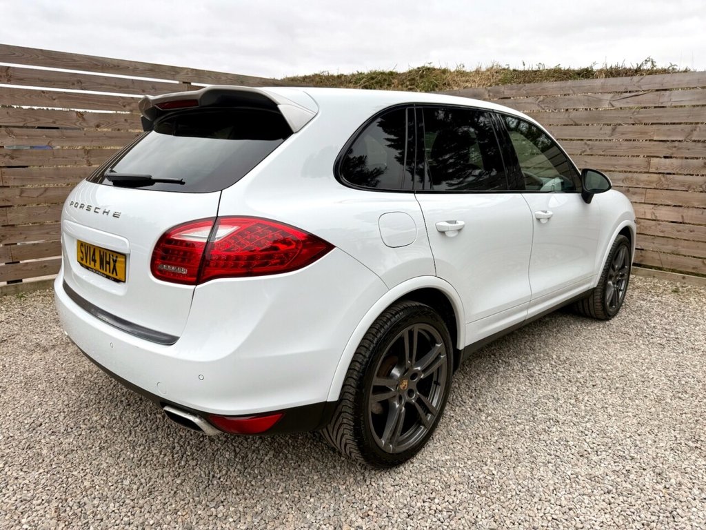 Used Porsche Cayenne 2014 for sale - 76266587: Photo 3