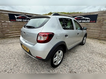 Used Dacia Sandero Stepway 2014 for sale - 78943263: Photo