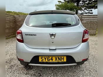 Used Dacia Sandero Stepway 2014 for sale - 78943263: Photo