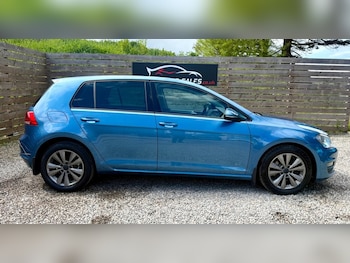 Used Volkswagen Golf 2014 for sale - 78619525: Photo
