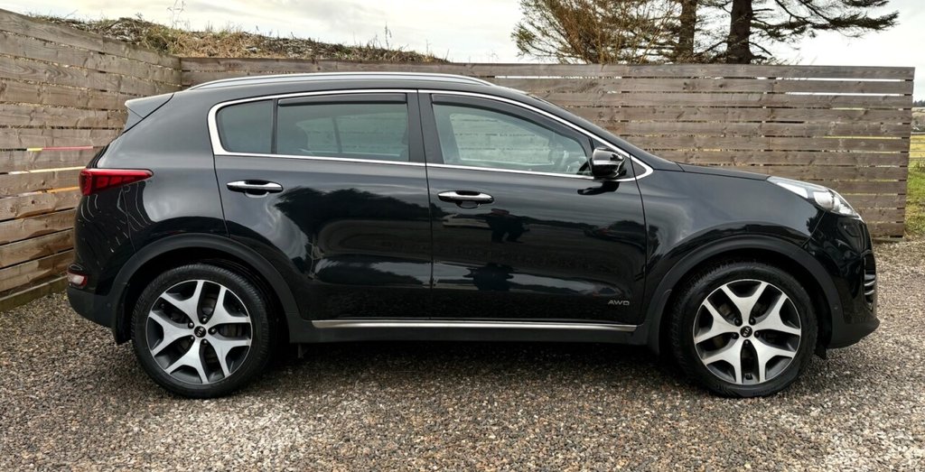 Used Kia Sportage 2018 for sale - 76632105: Photo 2