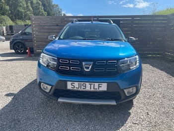 Used Dacia Sandero Stepway 2019 for sale - 79300678: Photo