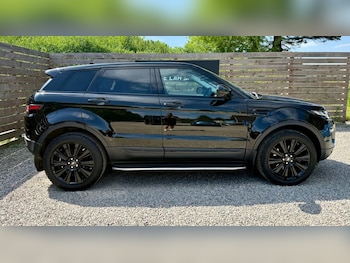 Used Land Rover Range Rover Evoque 2015 for sale - 78702484: Photo