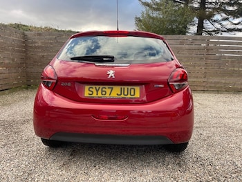 Used Peugeot 208 2017 for sale - 76202388: Photo