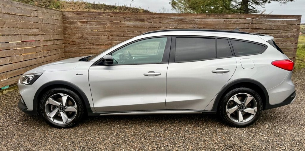 Used Ford Focus 2020 for sale - 76481622: Photo 6