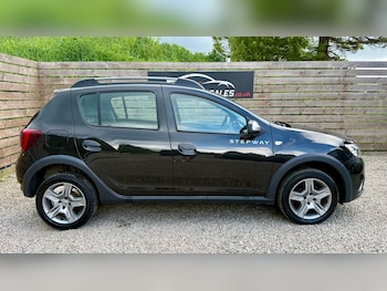 Used Dacia Sandero Stepway 2019 for sale - 78738598: Photo