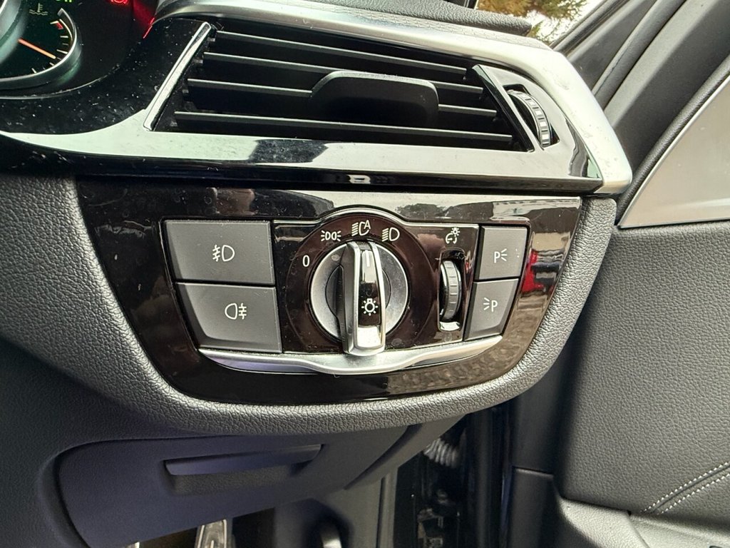 Used BMW 5 Series 2017 for sale - 77153595: Photo 19