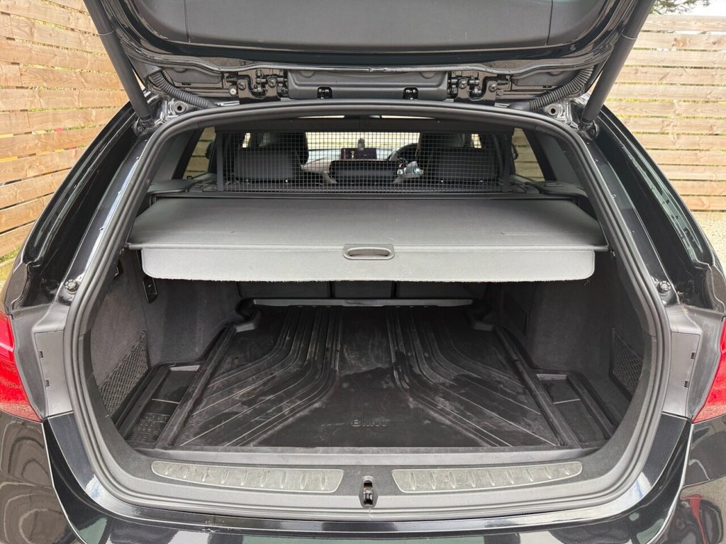 Used BMW 3 Series 2018 for sale - 76029429: Photo 13