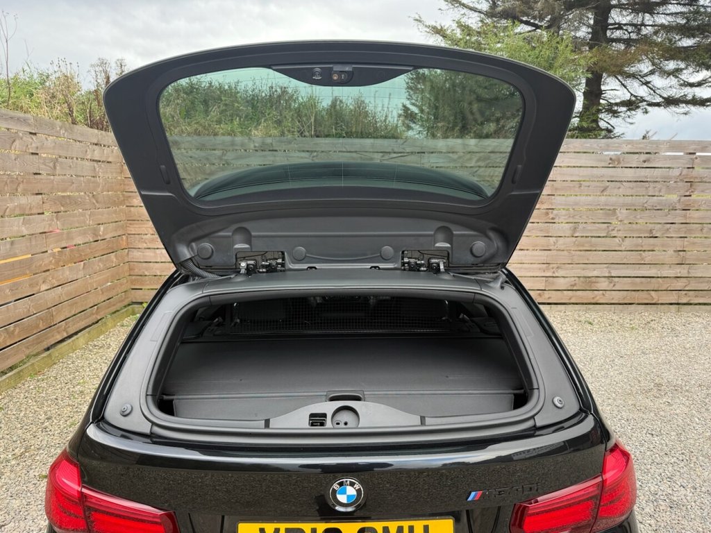 Used BMW 3 Series 2018 for sale - 76029429: Photo 14