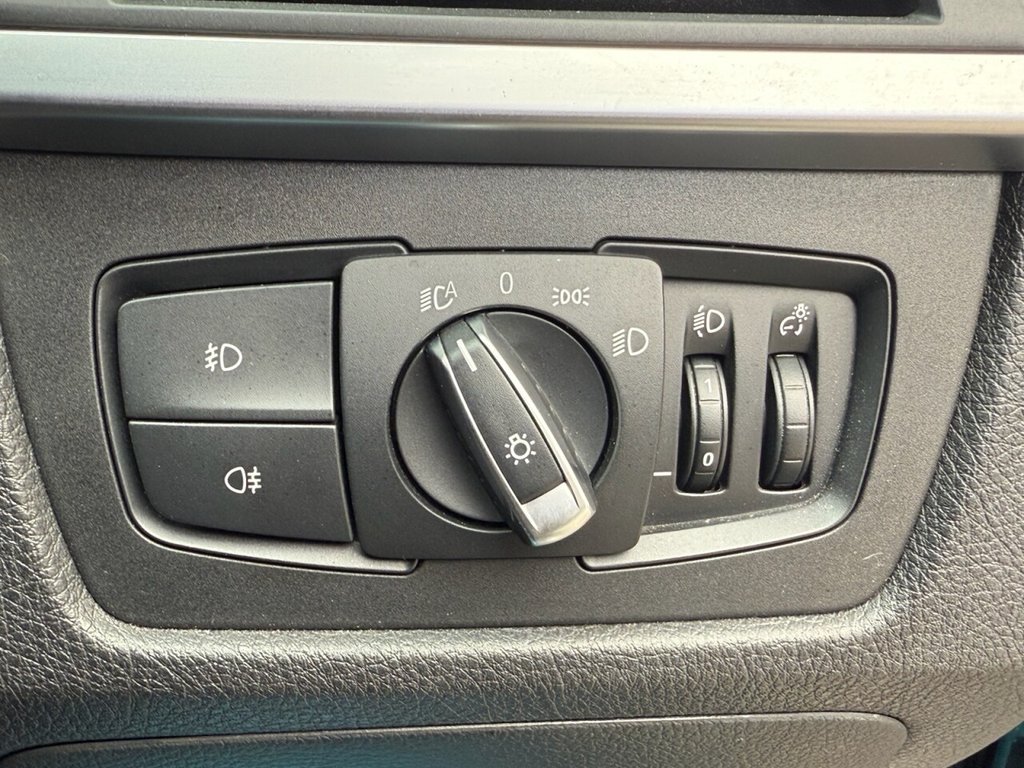 Used BMW 3 Series 2018 for sale - 76029429: Photo 21