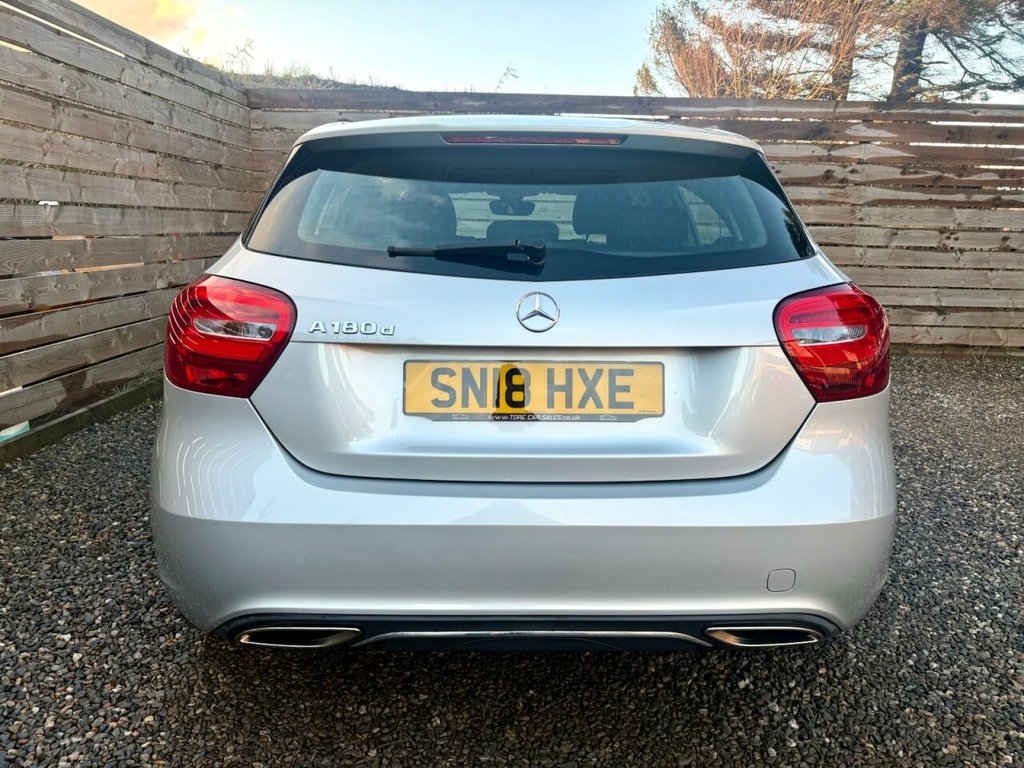 Used Mercedes-Benz A-Class 2018 for sale - 76698925: Photo 4