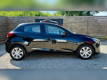 Used Mazda Mazda2 2016 for sale - 79481680: Photo