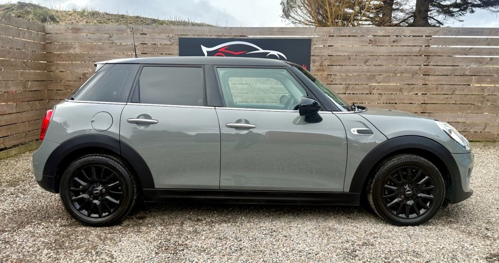 Used MINI Hatch 2018 for sale - 77905321: Photo 2