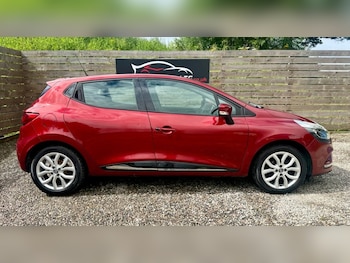 Used Renault Clio 2017 for sale - 79423055: Photo