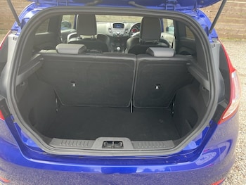 Used Ford Fiesta 2016 for sale - 77806903: Photo