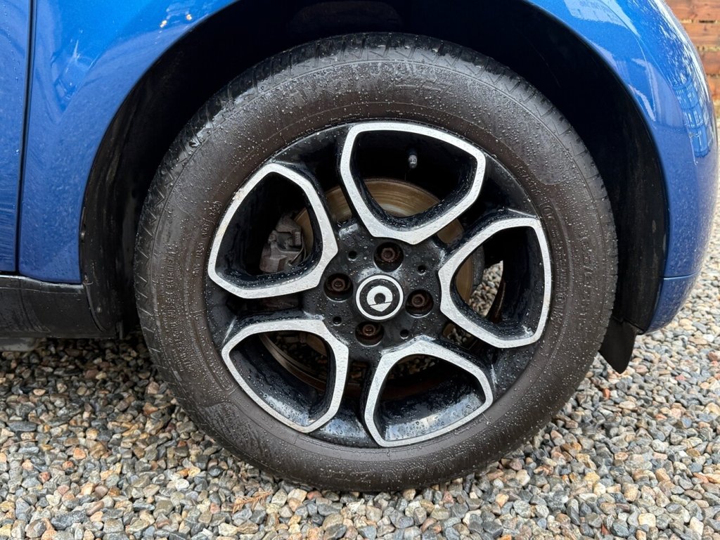 Used smart fortwo 2018 for sale - 76820852: Photo 11