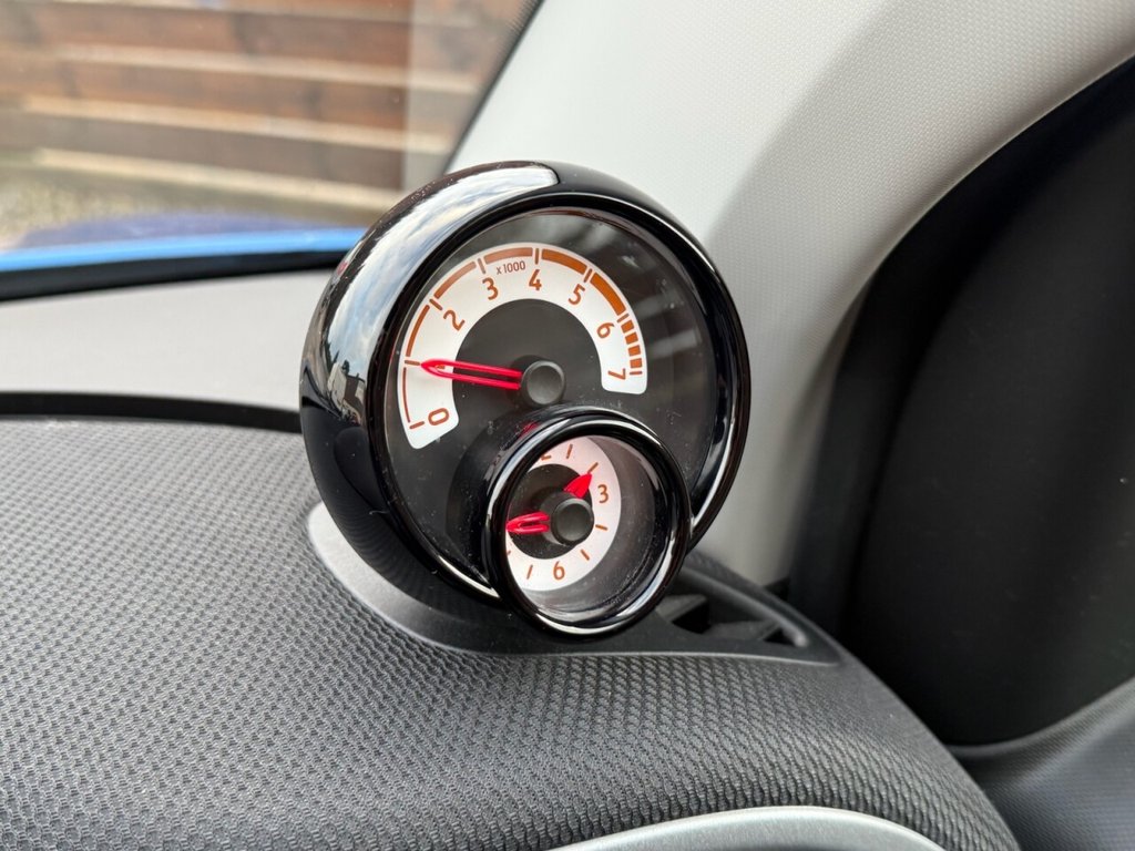 Used smart fortwo 2018 for sale - 76820852: Photo 19