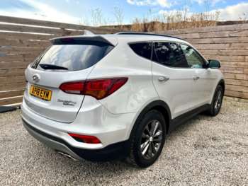 Used Hyundai Santa Fe 2018 for sale - 74663090: Photo