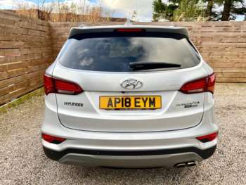 Used Hyundai Santa Fe 2018 for sale - 74663090: Photo