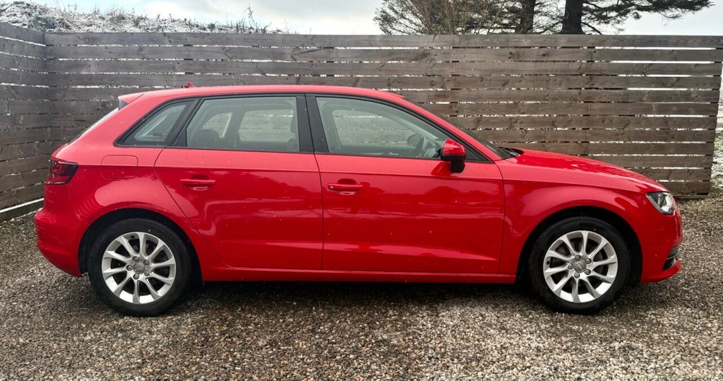 Used Audi A3 2013 for sale - 76582643: Photo 2