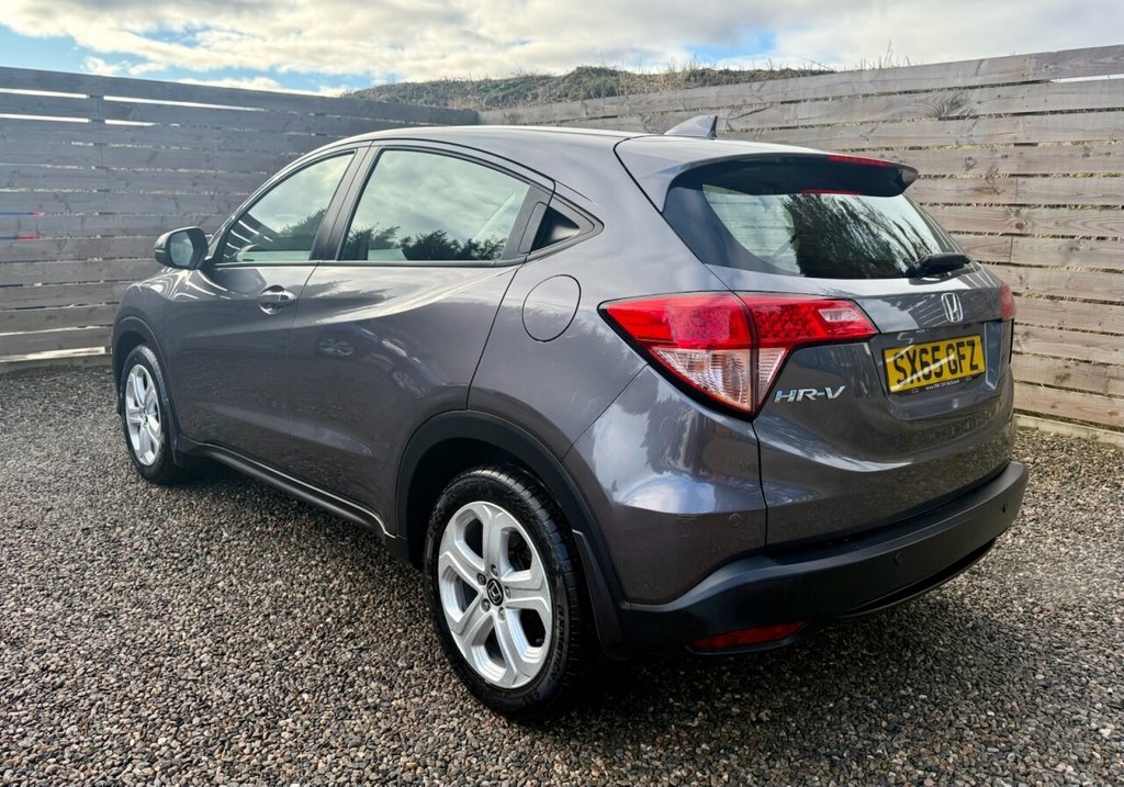 Used Honda HR-V 2015 for sale - 77499430: Photo 5