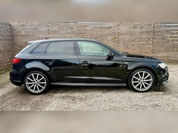 Used Audi A3 2018 for sale - 76470583: Photo