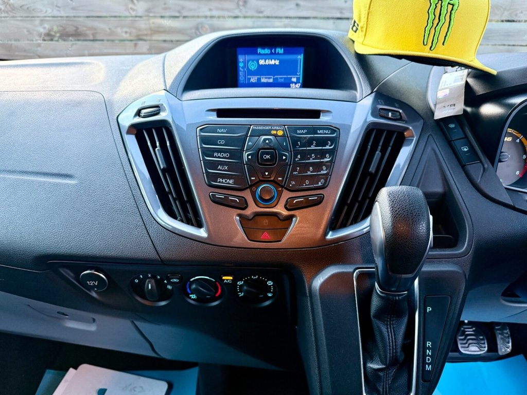 Used Ford Tourneo Custom 2017 for sale - 76510138: Photo 14