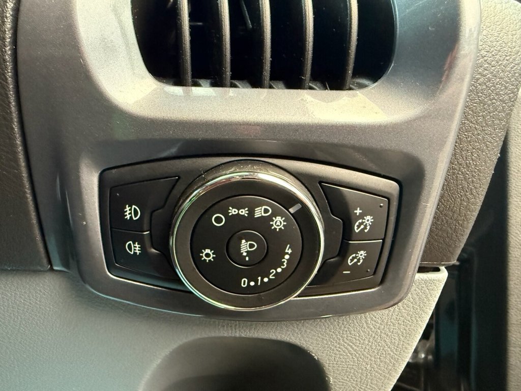 Used Ford Tourneo Custom 2017 for sale - 76510138: Photo 18