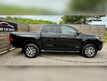 Used Toyota Hilux 2018 for sale - 79103738: Photo