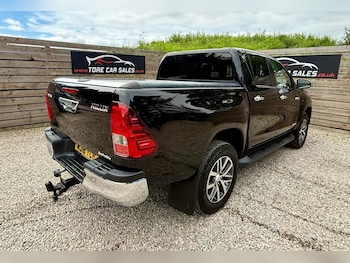 Used Toyota Hilux 2018 for sale - 79103738: Photo