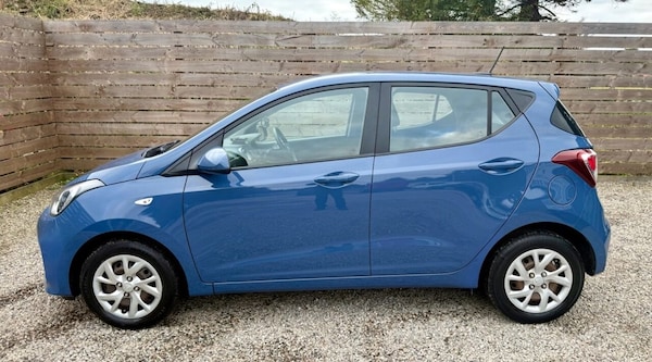 Used Hyundai i10 2017 for sale - 76304283: Photo 6