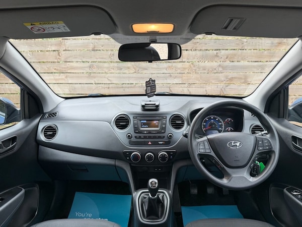 Used Hyundai i10 2017 for sale - 76304283: Photo 9