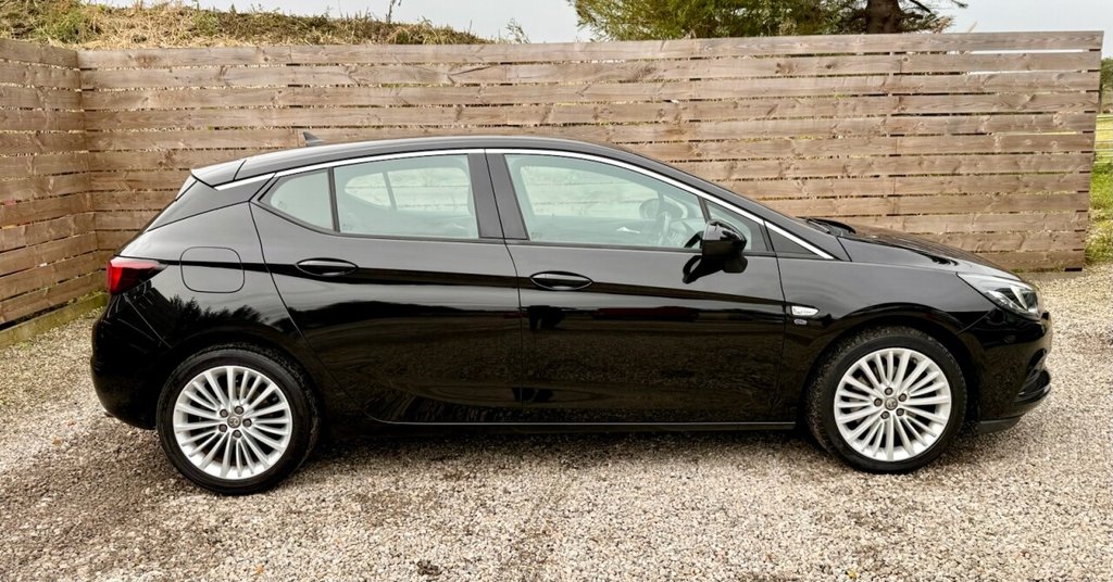 Used Vauxhall Astra 2018 for sale - 76367745: Photo 2
