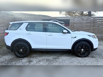 Used Land Rover Discovery Sport 2019 for sale - 77680858: Photo