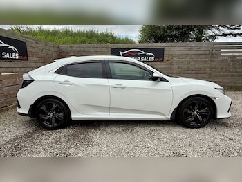 Used Honda Civic 2017 for sale - 79506577: Photo