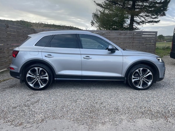 Used Audi Q5 2020 for sale - 76228953: Photo 2