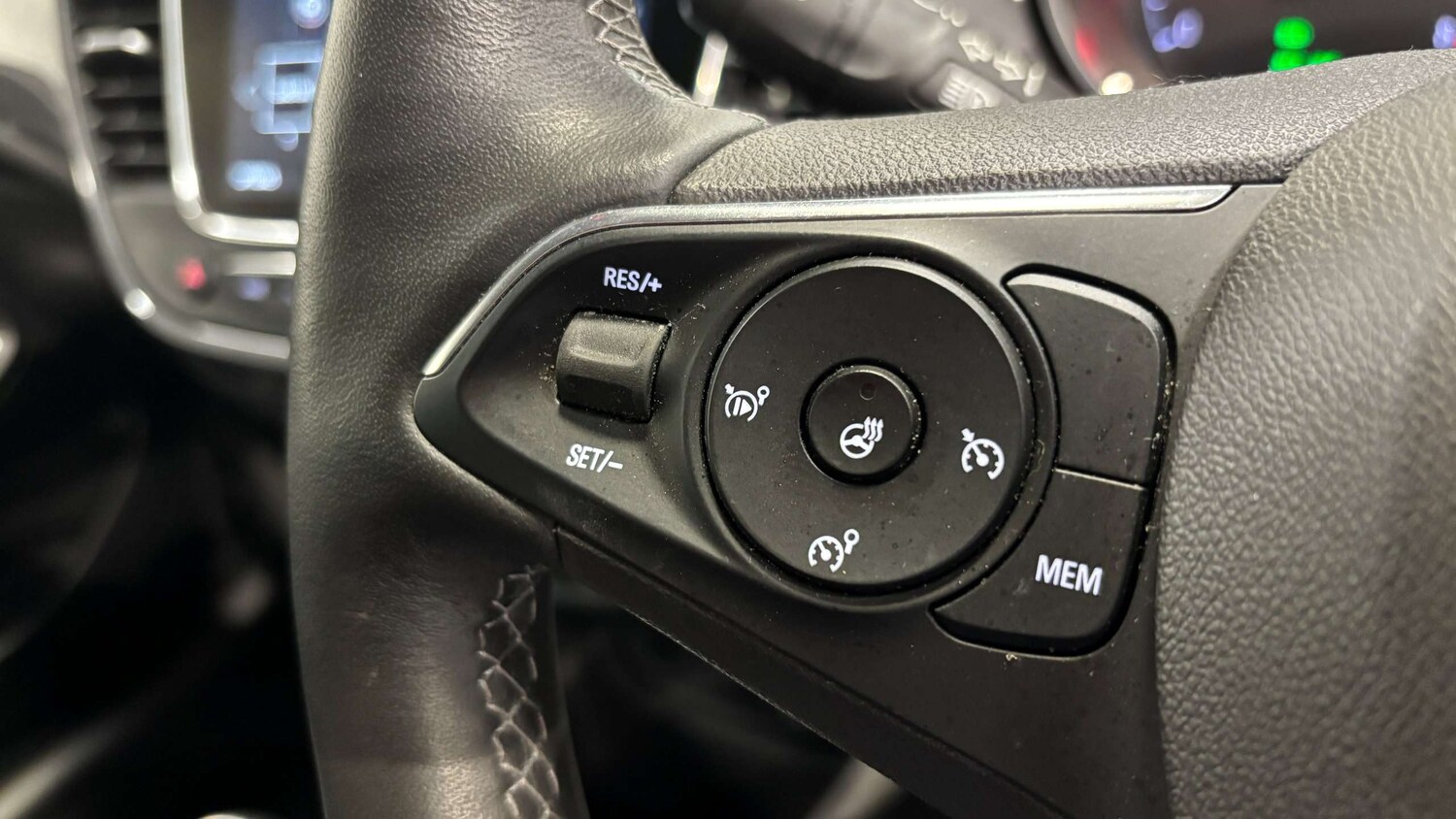 Used Vauxhall Crossland 2022 for sale - 76411363: Photo 23