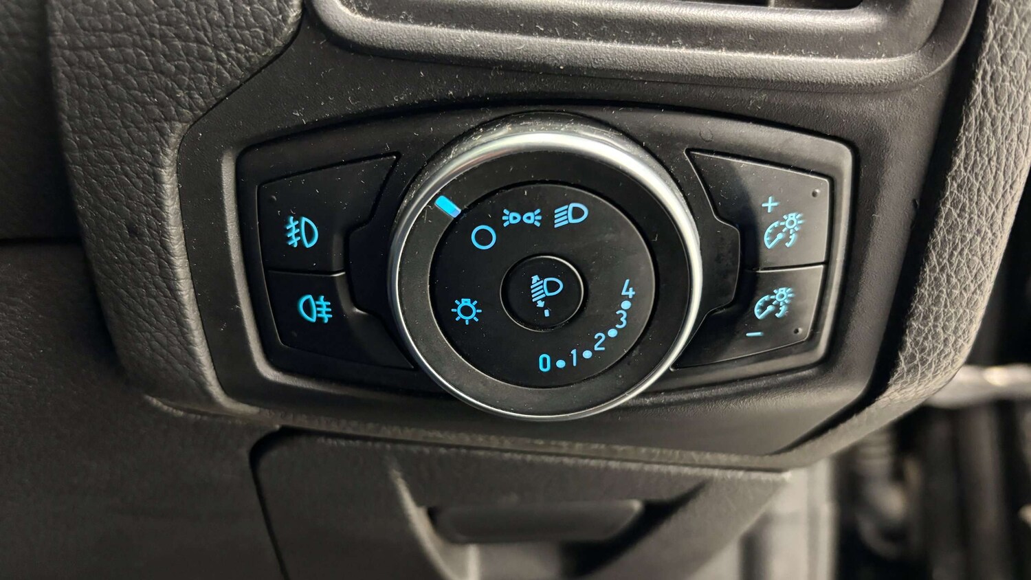 Used Ford Focus 2018 for sale - 77913967: Photo 18