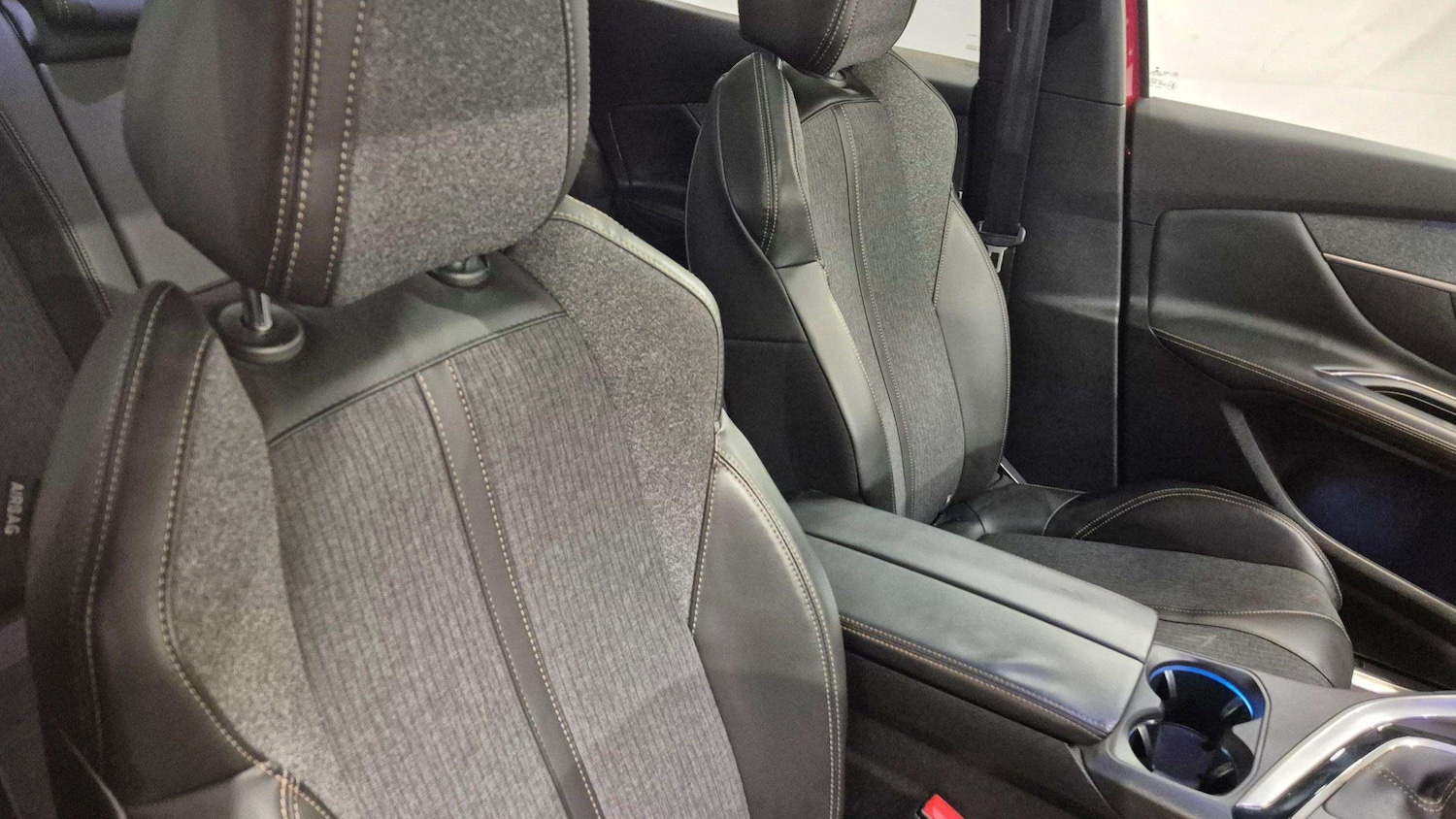 Used Peugeot 3008 2017 for sale - 77178837: Photo 14