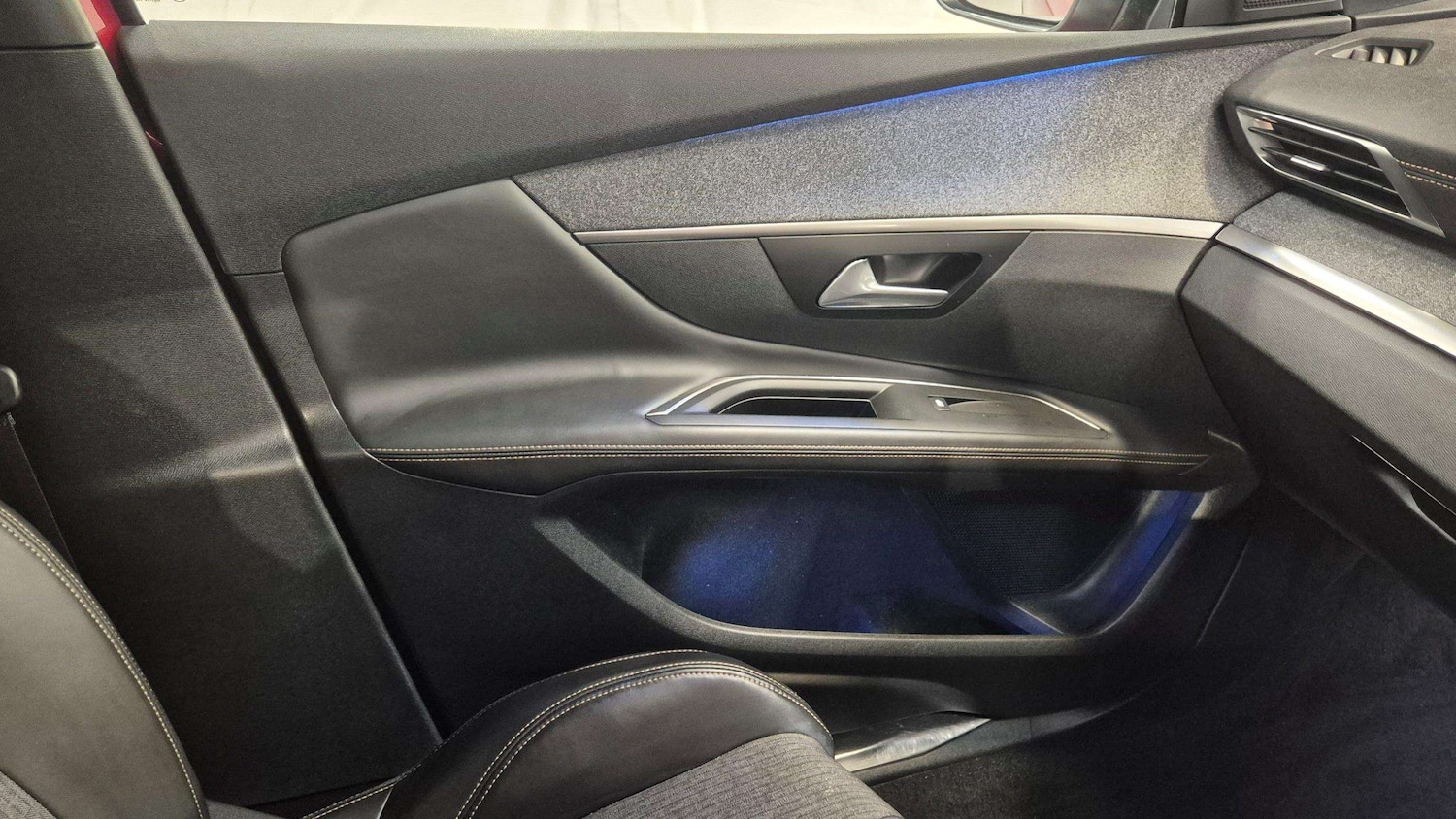 Used Peugeot 3008 2017 for sale - 77178837: Photo 33