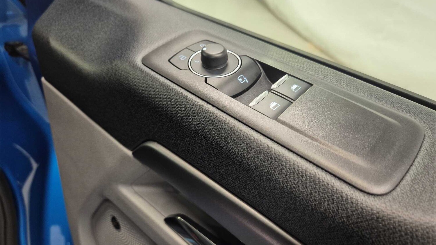 Used Ford Tourneo Custom 2025 for sale - 75742283: Photo 20