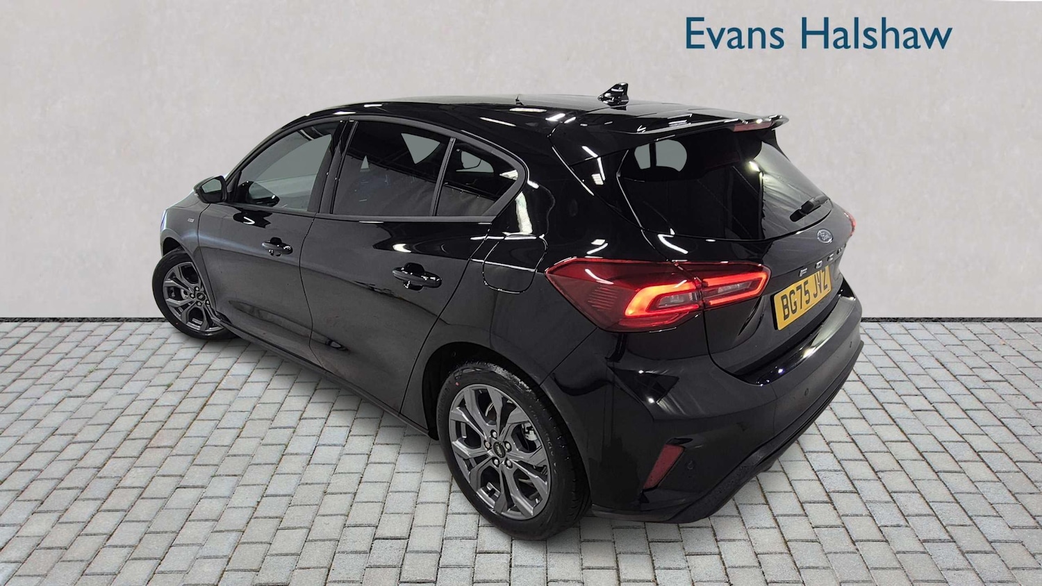 Used Ford Focus 2025 for sale - 76978745: Photo 3