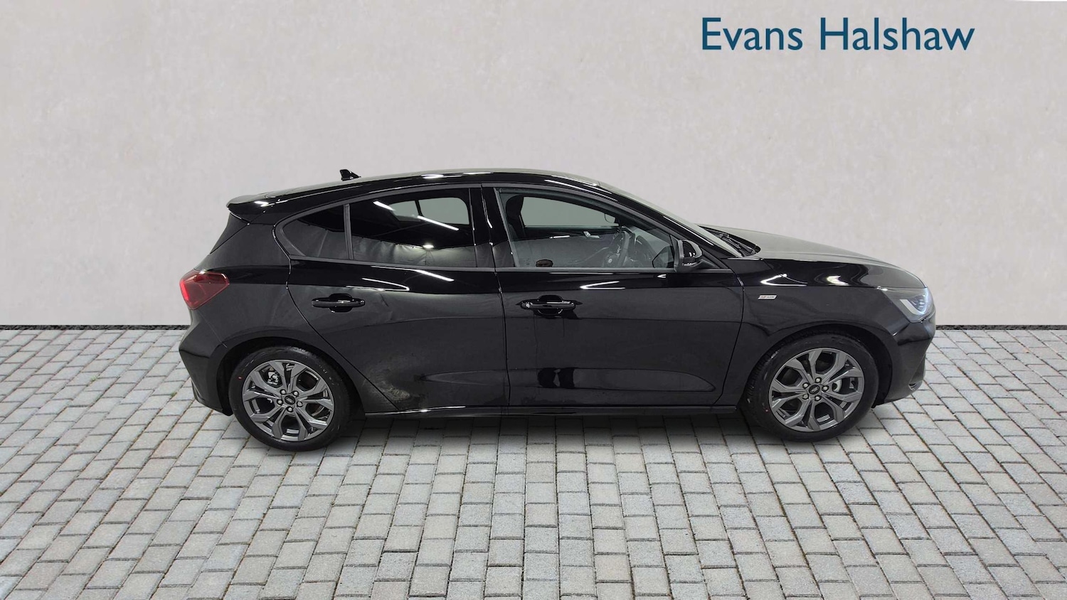 Used Ford Focus 2025 for sale - 76978745: Photo 4