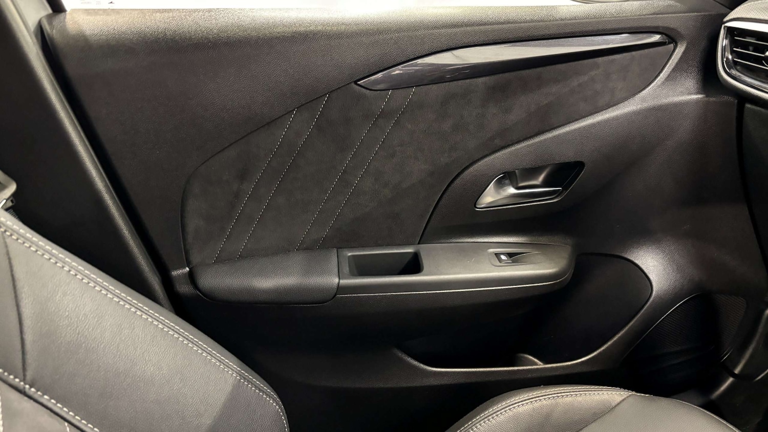 Used Vauxhall Corsa 2023 for sale - 76636742: Photo 31