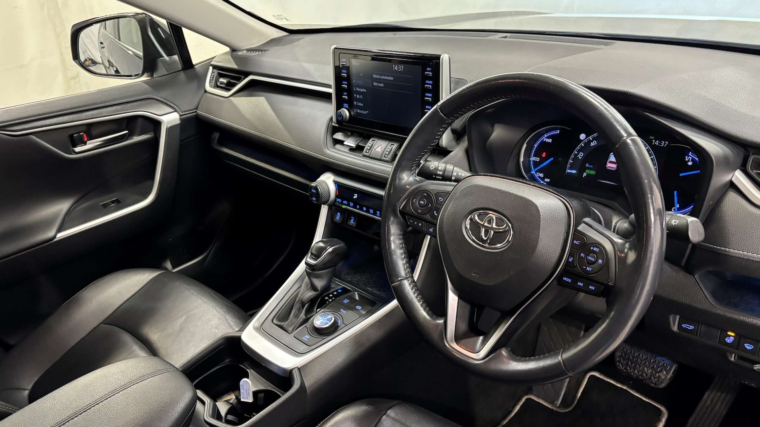 Used Toyota RAV4 2019 for sale - 77635033: Photo 13