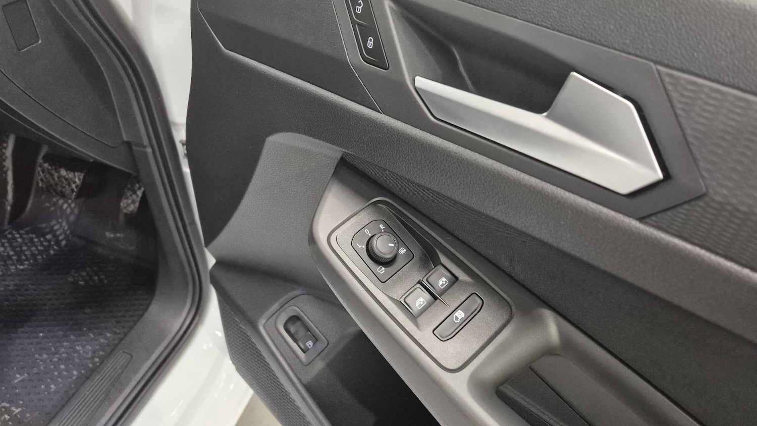 Used Ford Transit Connect 2025 for sale - 76156108: Photo 15