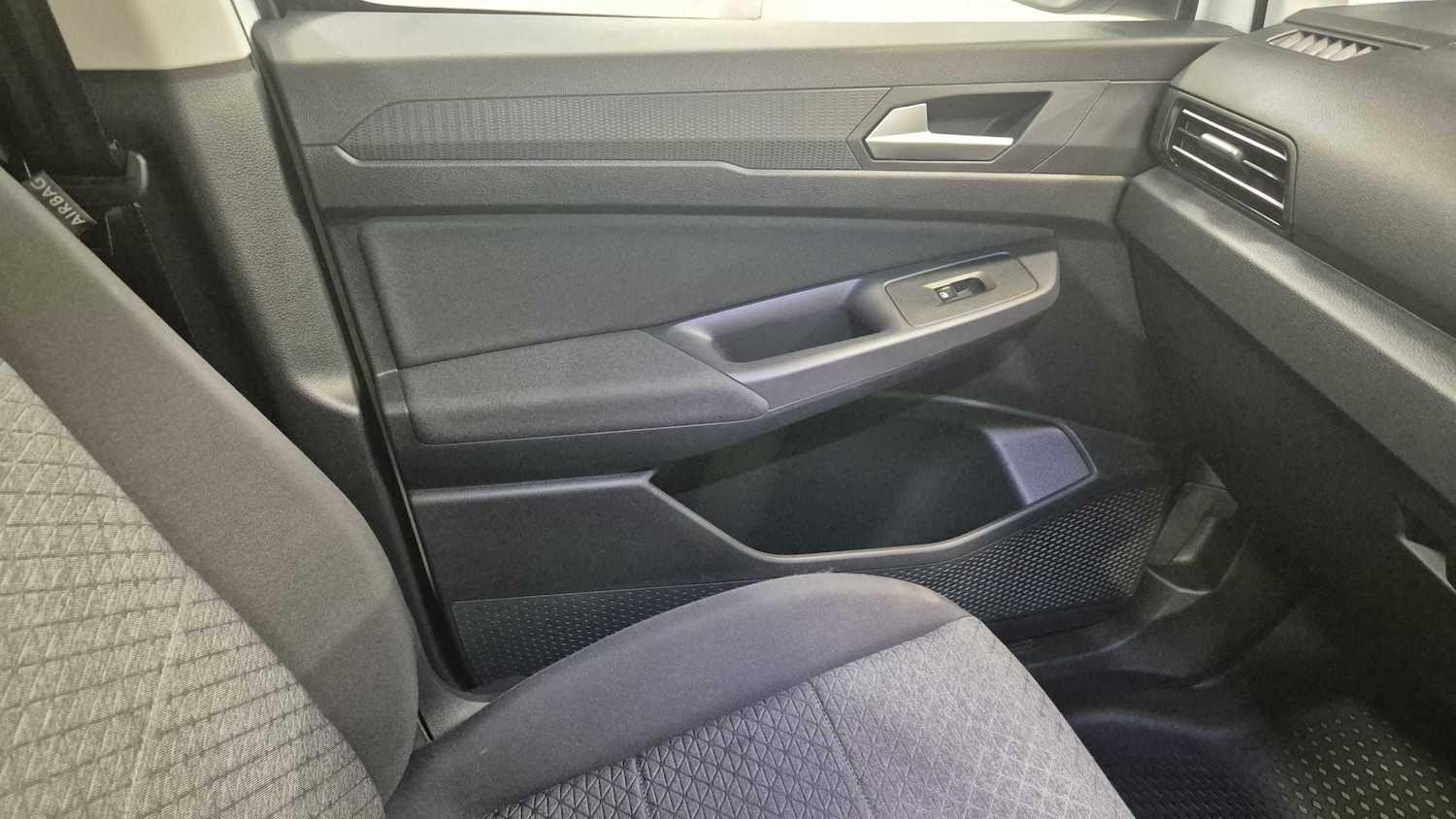 Used Ford Transit Connect 2025 for sale - 76156108: Photo 26